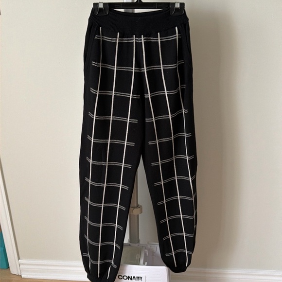 NWOT Chloe black plaid wool blend jogger pant, size S - Picture 2 of 11